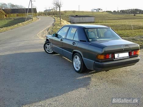 Mercedes Benz 190E billede 3