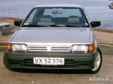 Nissan Sunny 1.4 LX "SOLGT" billede 1