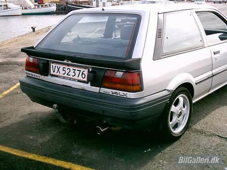 Nissan Sunny 1.4 LX "SOLGT" billede 4