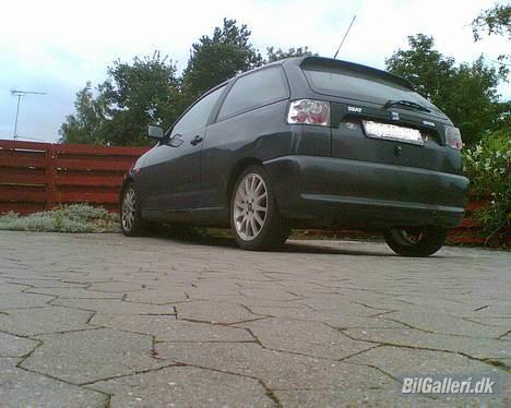 Seat Ibiza 1.6 (Total Skadet) billede 4
