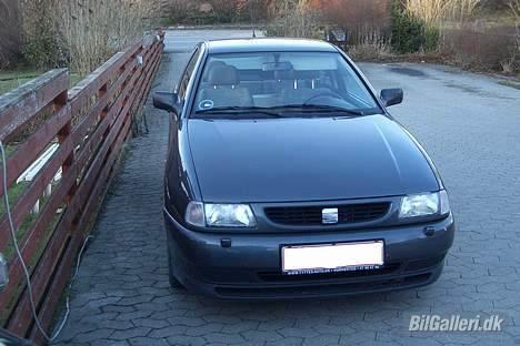 Seat Ibiza 1.6 (Total Skadet) billede 5