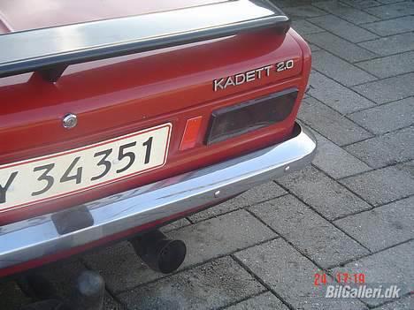 Opel Kadett C - min nye bag pot ser virkelig nice ud.. og en perfekt lyd nu! billede 2