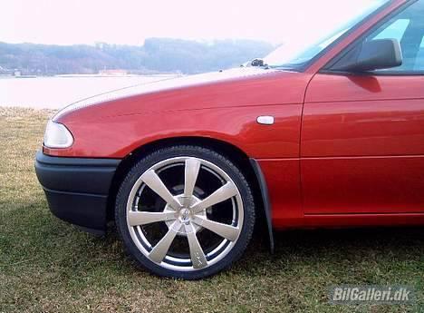 Opel Astra F billede 1