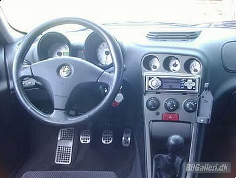 Alfa Romeo 156 billede 4