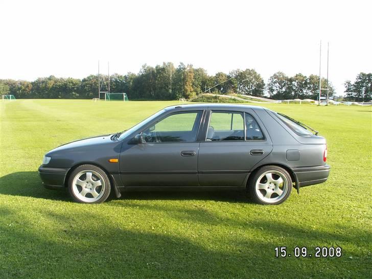 Nissan Sunny 1,6i SLX SOLGT - Sænket 55/35mm billede 3