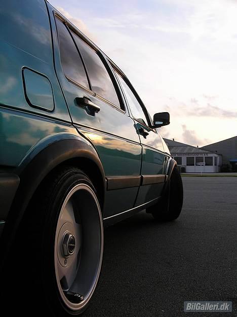 VW Golf II 1.6 GTD SOLGT - ja så kom de endelig :-) brede fælge billede 1