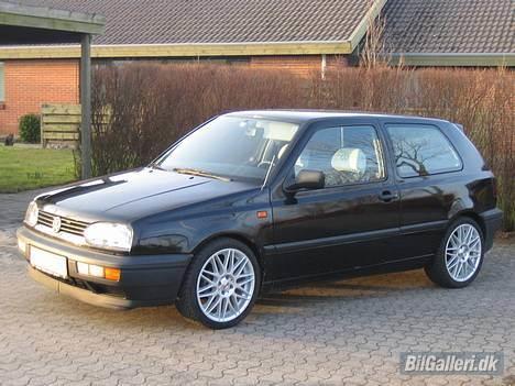 VW Golf 3 (solgt) billede 1