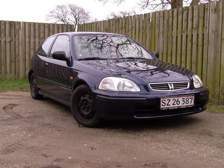 Honda Civic 1,5 iLS 3dr billede 2