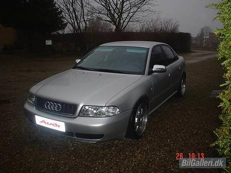 Audi A4 *** SOLGT *** billede 4