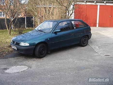 Opel Astra f (Konens øse) - fin og grøn, se lige sideblinkene billede 1