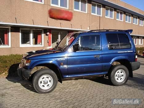 Mitsubishi Pajero 2,8 "Dakar" SOLGT - Så et billede fra siden.......... billede 2