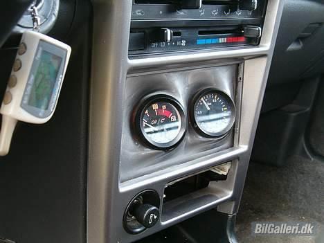 Toyota Corolla Xli - Olie temperatur og turbo manometer billede 10