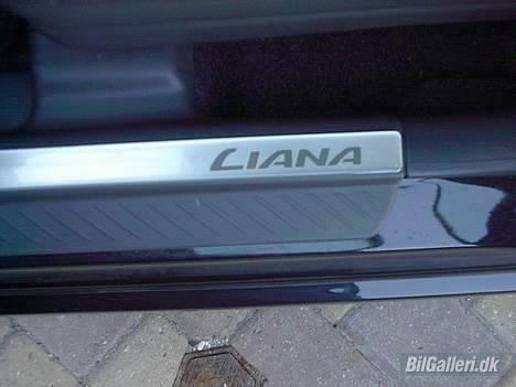 Suzuki Liana billede 3