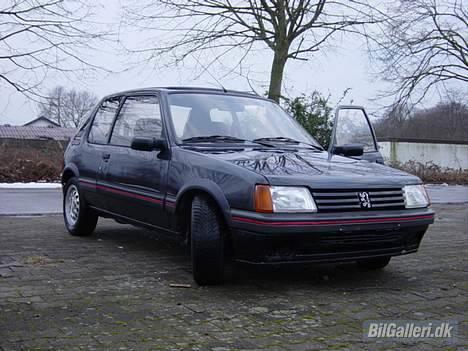 Peugeot 205 1.6 GTI billede 5
