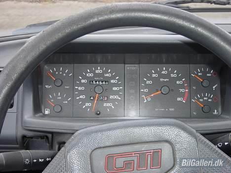 Peugeot 205 1.6 GTI billede 8