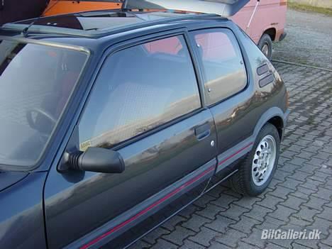 Peugeot 205 1.6 GTI billede 9