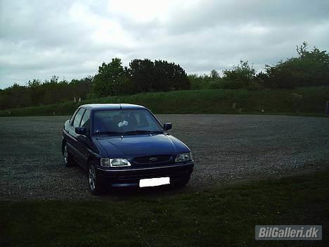 Ford 1.6  16v  clx  *Solgt * billede 1