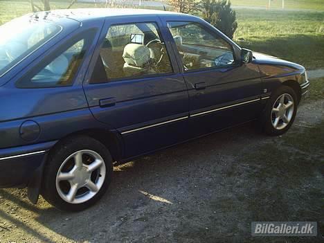 Ford 1.6  16v  clx  *Solgt * billede 7