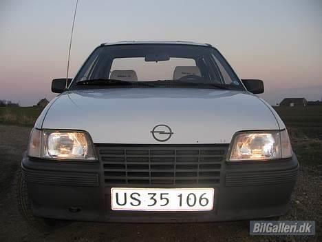 Opel kadett billede 3