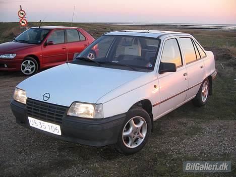 Opel kadett billede 5