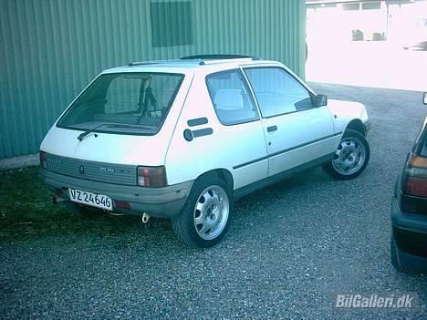 Peugeot 205 XR billede 5