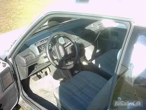 Peugeot 205 XR - Pandekagen inside billede 7