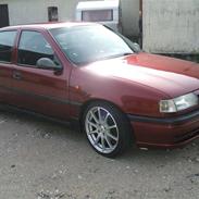 Opel vectra a 