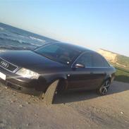 Audi A6 2,4 V6 limousine