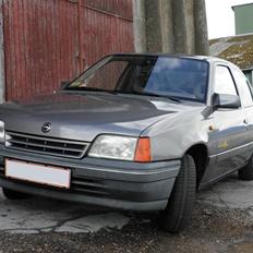 Opel Kadett 1.4i Fun