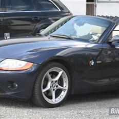 BMW Z4 i