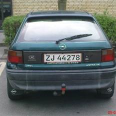Opel astra               SOLGT