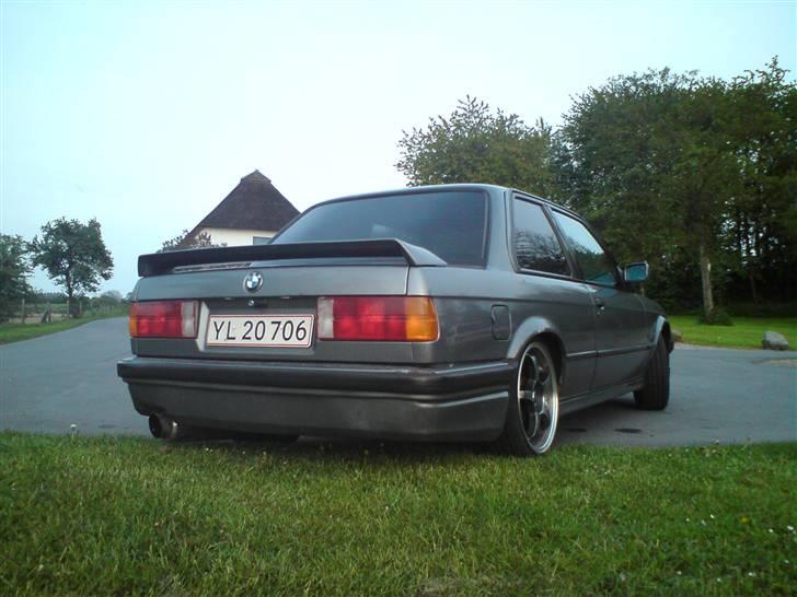 BMW e30 320i byttet væk billede 5