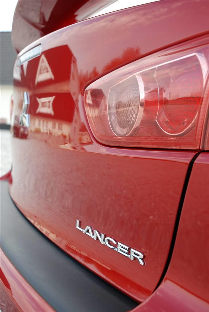 Mitsubishi Lancer Sport Sedan billede 18