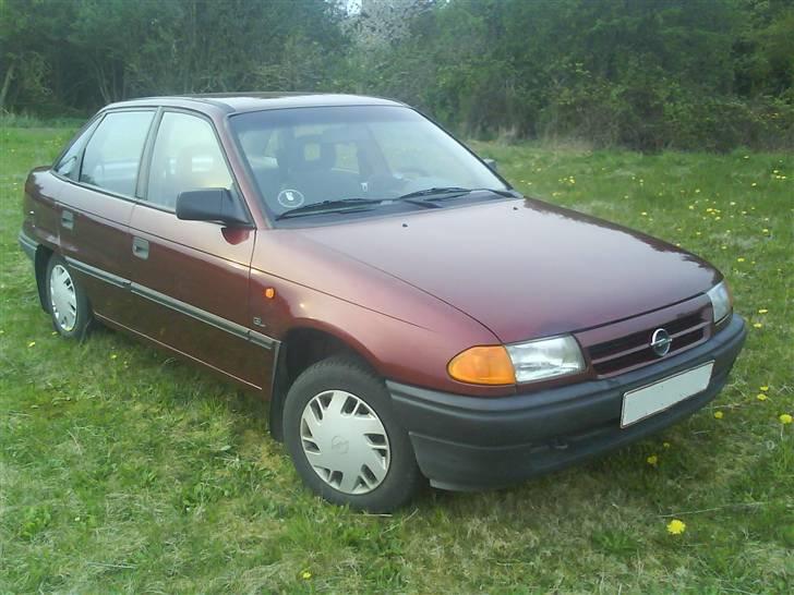 Opel Astra 1.6  [Skrottet] billede 4