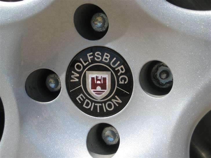 VW Polo 6N *Solgt 13/3-10* - Wolfsburg Edition centerkapsler billede 18