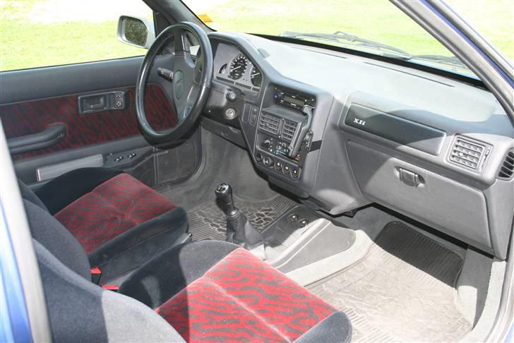 Peugeot 106 Xsi SOLGT billede 4