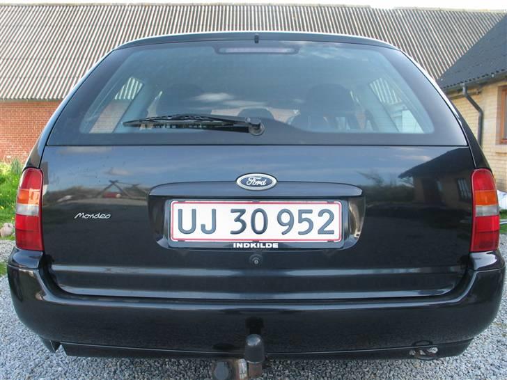 Ford Mondeo 1,8i Trend St.Car billede 15