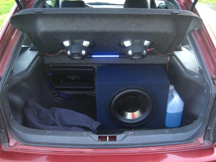 Mazda 323 HB billede 9