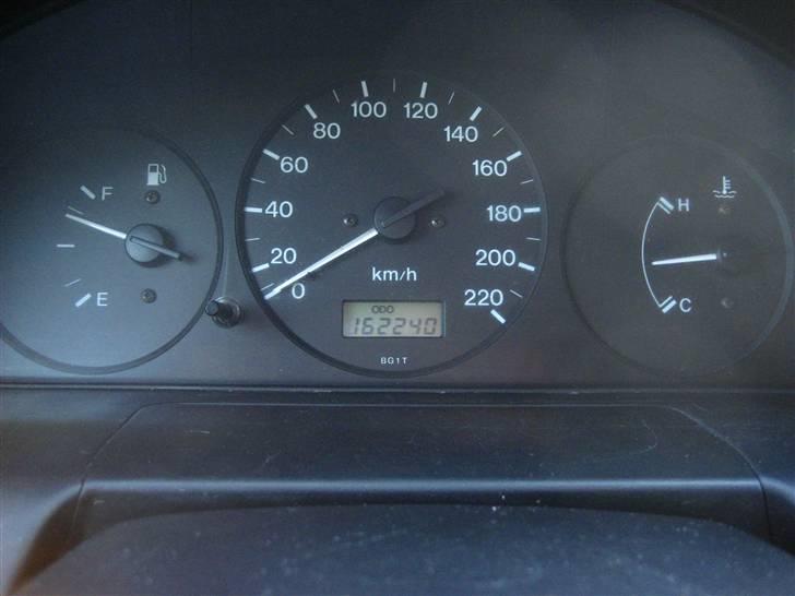 Mazda 323 HB billede 14