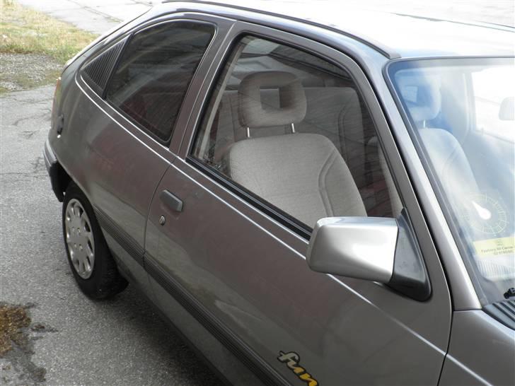 Opel Kadett 1.4i Fun - Tonede bagruder skal der til.. billede 3