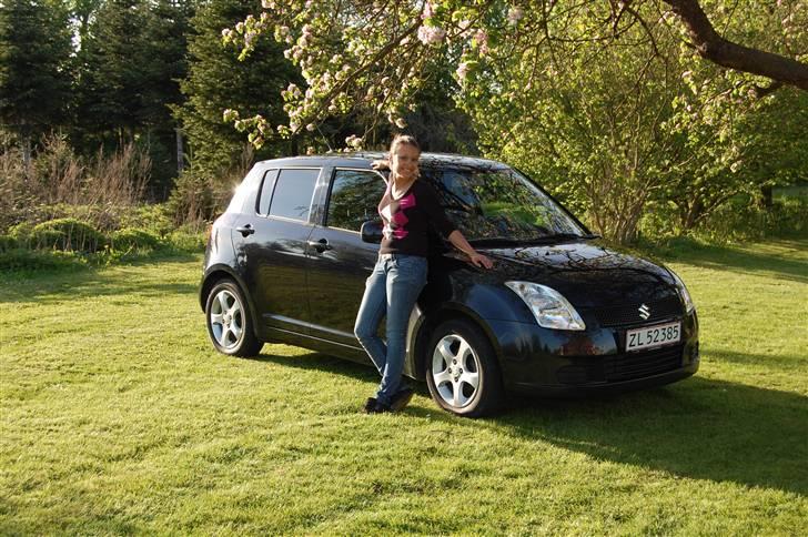 Suzuki swift - en glad bilejer! :D billede 3