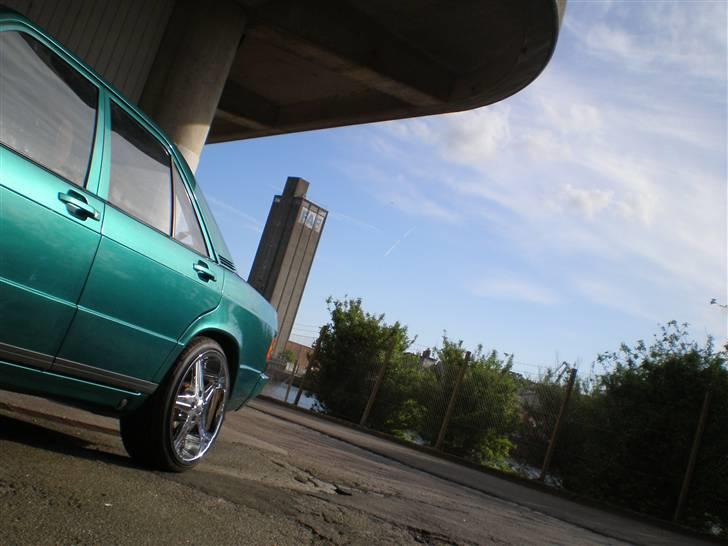 Mercedes Benz 190 SOLGT billede 10