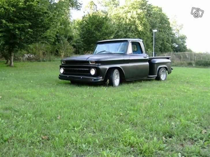 Chevrolet C10 Stepside, shortbed - ikke længe efter hjemkomst.... Meget arbejde forude.... hmm... ;o( billede 10