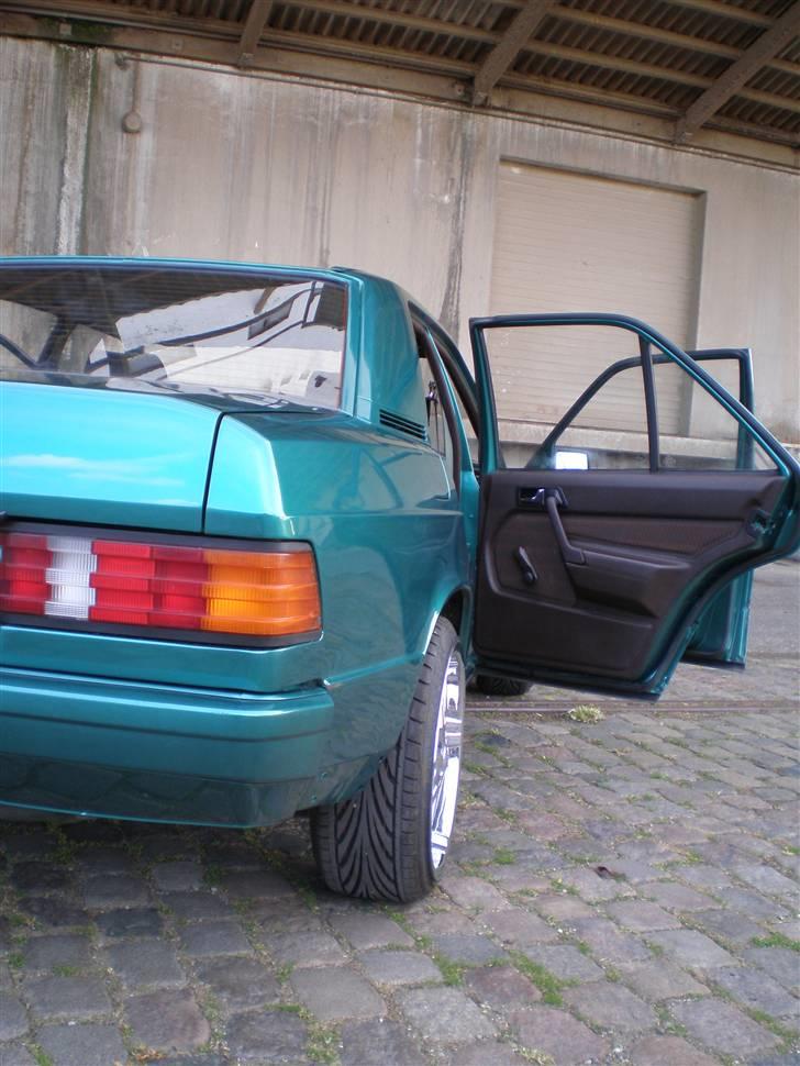 Mercedes Benz 190 SOLGT billede 13