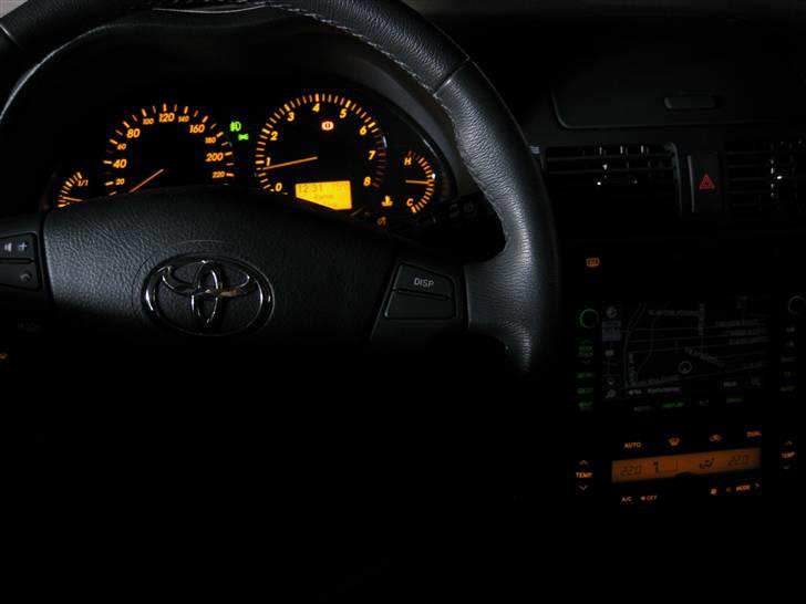 Toyota Avensis St.car Sol  SOLGT billede 18