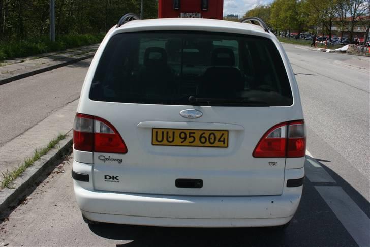 Ford Galaxy 1,9 trend (Solgt) billede 3