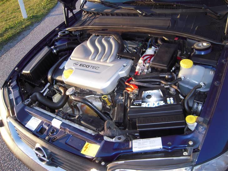 Opel vectra B   Totalskadet billede 14