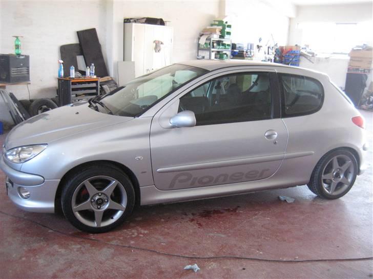 Peugeot 206 S16 billede 1