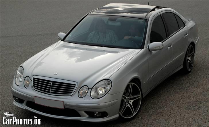 Mercedes Benz              E320 V6  billede 8