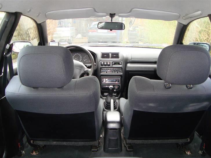 Mazda 323F BA GLX billede 14